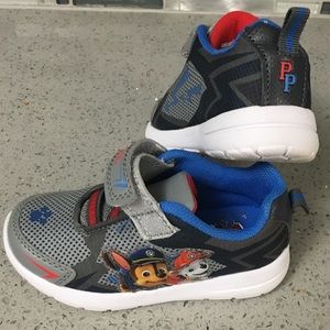 Paw Patrol Light Up Sneakers sz7